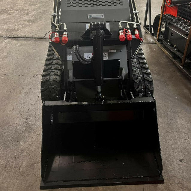 AGT CBT23 Stand-On Mini Skid Steer – 23 HP Briggs & Stratton
