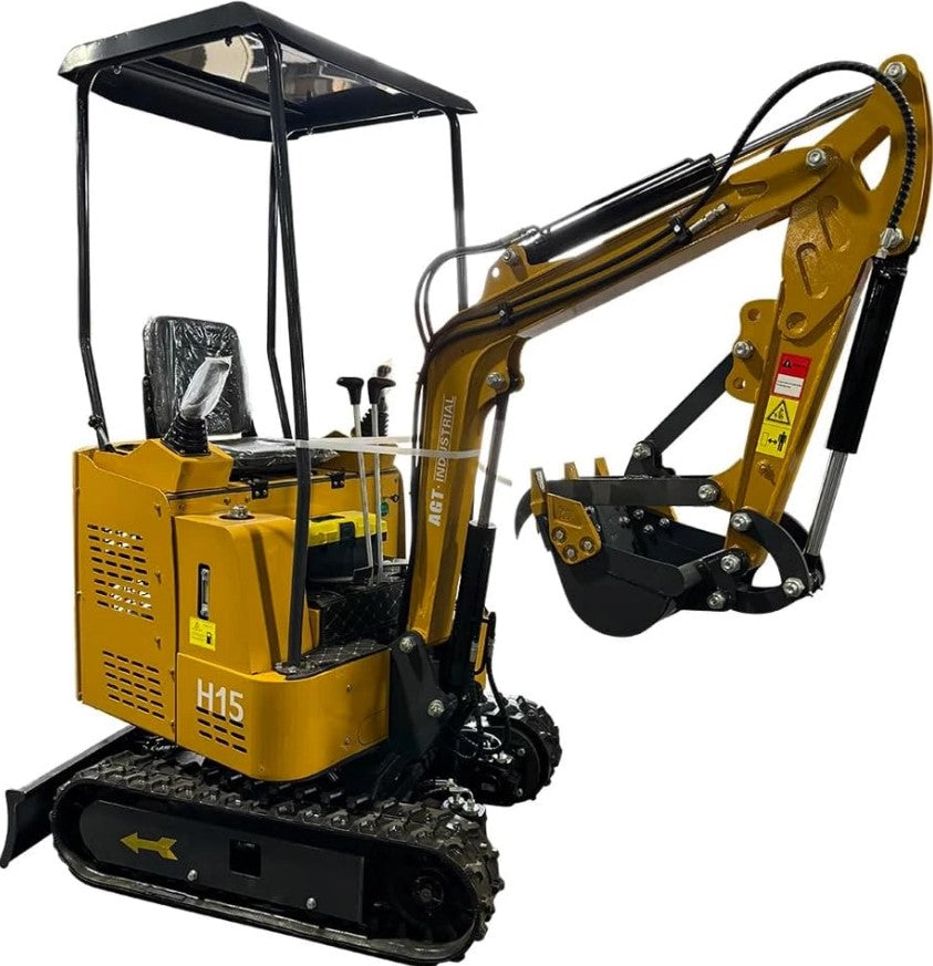 AGT H15 1.5-ton mini excavator with 13.5 HP RATO engine and pilot control