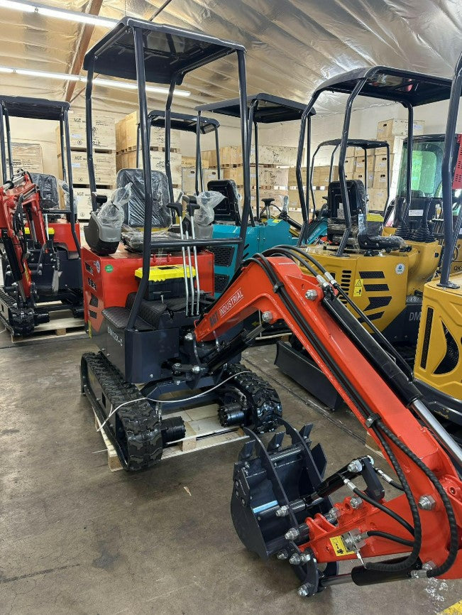 AGT DM12X-C 1-Ton Mini Excavator – Pilot Control & Hydraulic Thumb